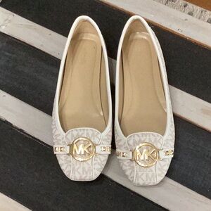 Michael Kors White and Gold Loafers with Quilted Design
